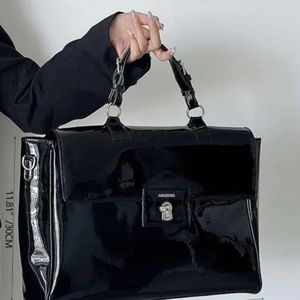 Minimalist Flap Satchel Bag shein